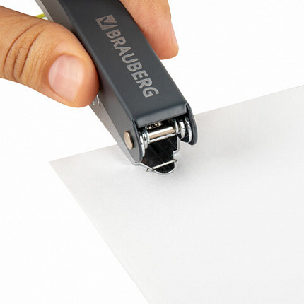 Степлер №10 металлический BRAUBERG "UNIVERSAL GT", до 16 листов, с антистеплером, зеленый, 272752