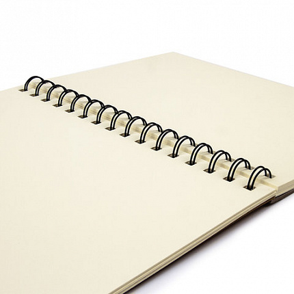 Скетчбук, слоновая кость 150 г/м2, 148х210 мм, 30 л., гребень, BRAUBERG ART CLASSIC, 128948