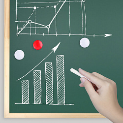 Доска для мела магнитная 50х70 см, зеленая, деревянная рамка, BRAUBERG "Wood", 238799