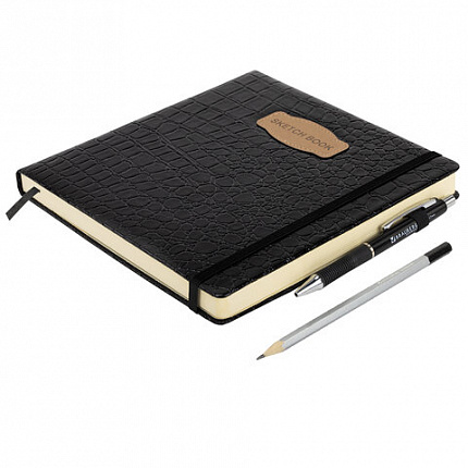 Скетчбук, слоновая кость 140 г/м2, 200х200 мм, 80 л., КОЖЗАМ, резинка, BRAUBERG ART CLASSIC, CROCO, черный, 116472