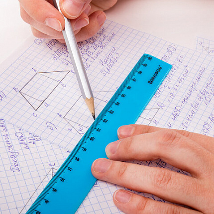 Линейка пластиковая 20 см BRAUBERG "NEON", непрозрачная, ассорти, 210773