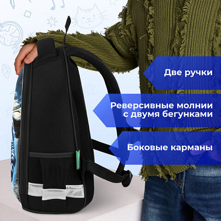 Ранец BRAUBERG KIDS START, 1 отделение, 2 кармана, "Герой в космосе", СВЕТЯЩИЙСЯ, 35х26х13 см, 274408